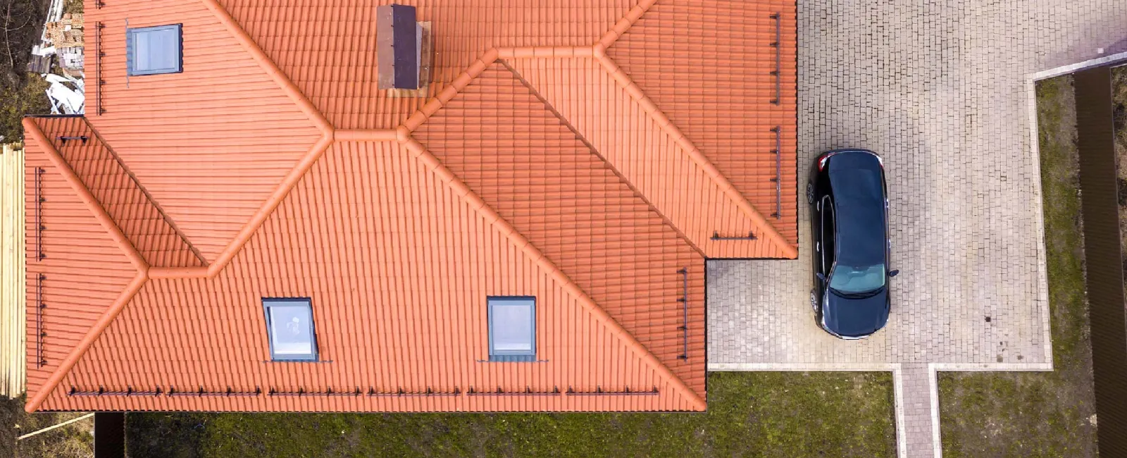 Things to consider when choosing a color for your roof